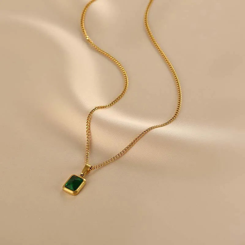 Esmeralda - Enchanted Emerald Necklace