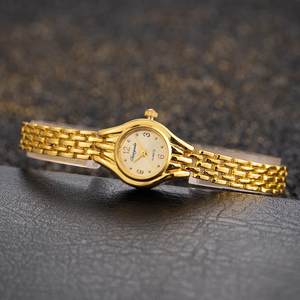 Alice - Minimalist Gold Classic Watch For Her